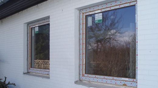 Kunststoff-Fenster eingebaut