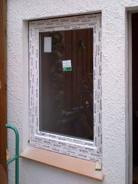 Kunststoff-Fenster in weiß